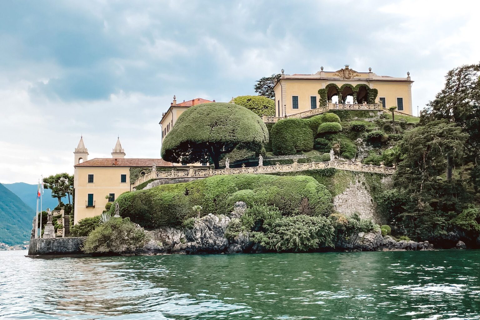 Visit Villa del Balbianello - Lake Como's Most Beautiful Villa - Cafes ...