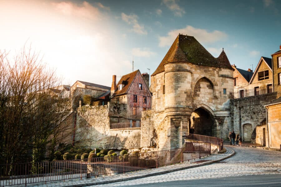 medieval towns in France