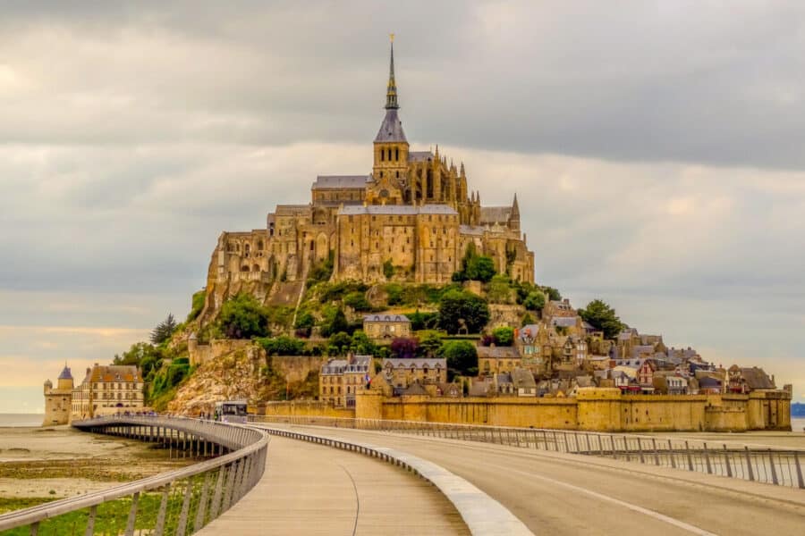 medieval towns in France