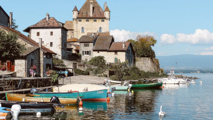 medieval towns in France